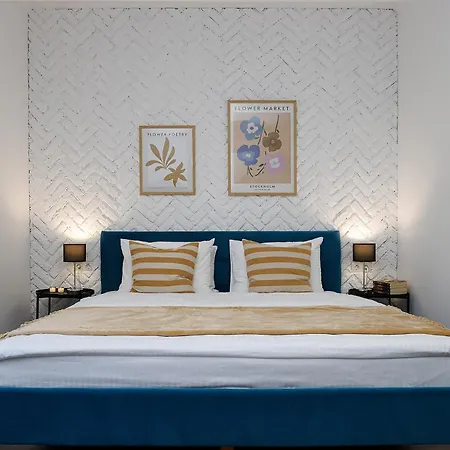 Апартаменти Feel Lviv! Old *