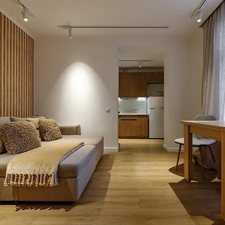 Feel Lviv! Old شقة